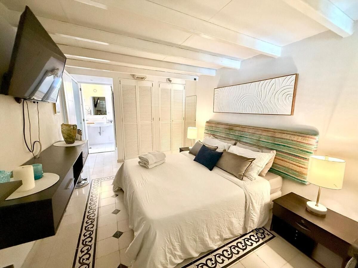 Calamari Homes - Centenario Casa 108 - Walled